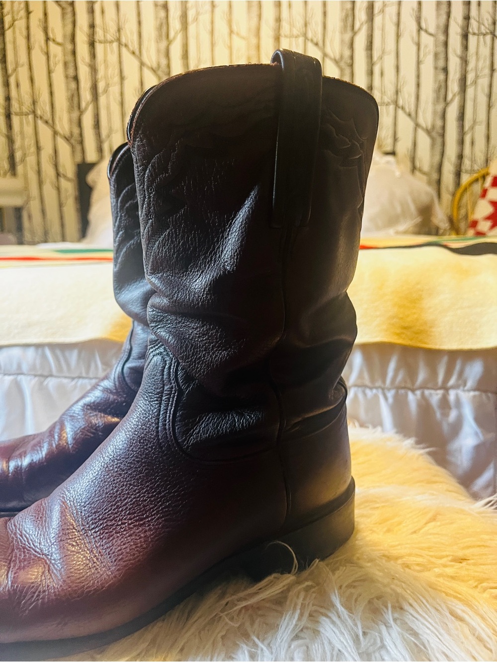 Lucchese  Women’s size 9.5 and Men’s size 8 leather Western Boots - Burgundy - Picture 3 of 14